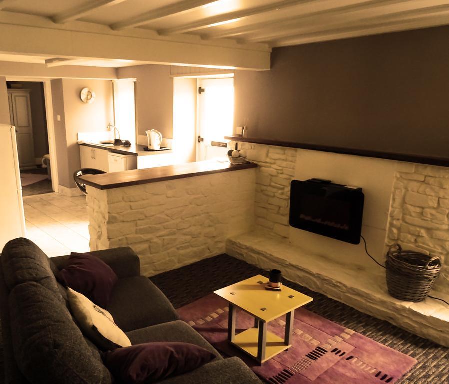 Beechwood House Bed & Breakfast Нюкий Екстериор снимка